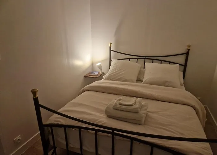 1 Bedroom Near Town Centre And Chu Апартаменты Анже